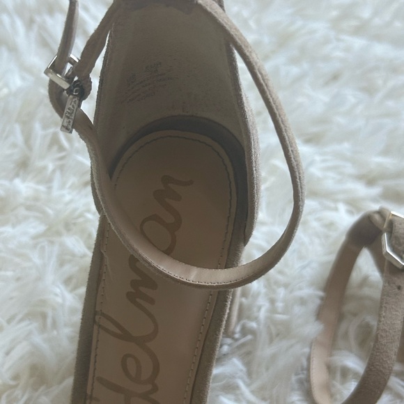 Sam Edelman neutral nude faux suede block heel ankle strap size 8 M - Picture 3 of 9